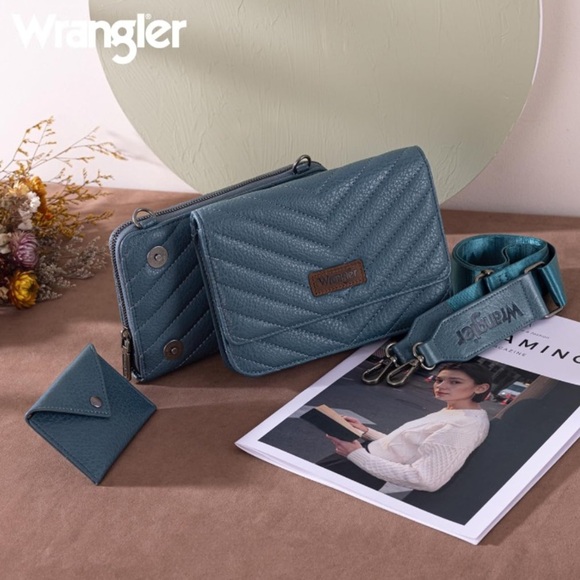 Wrangler Women 2 in 1 Magnetic Wallet/Purses with Crossbody Strap | NEW/NWT! - Picture 4 of 6